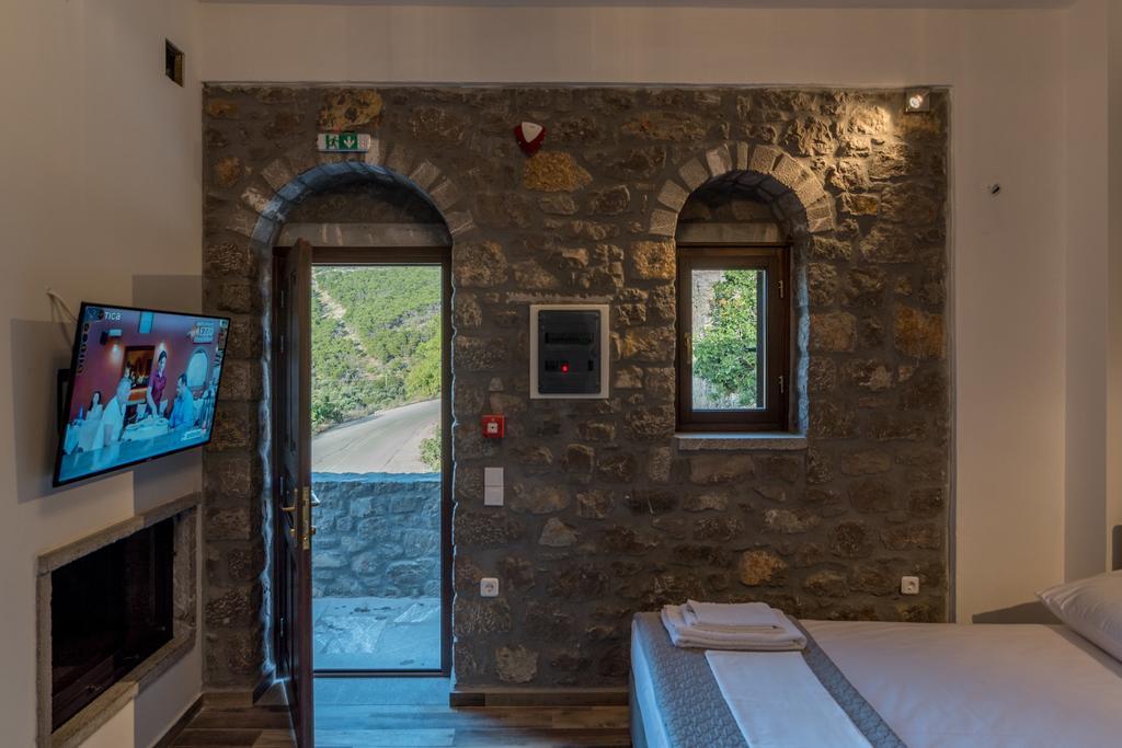 Avgonima All Seasons Hotel Exterior photo